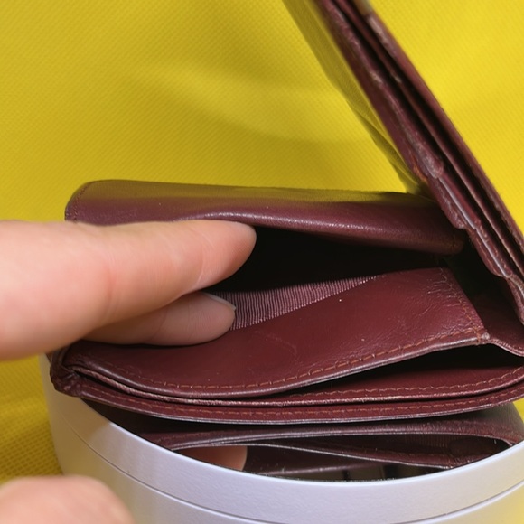 Cartier Bi-fold Wallet and COA - Picture 10 of 11